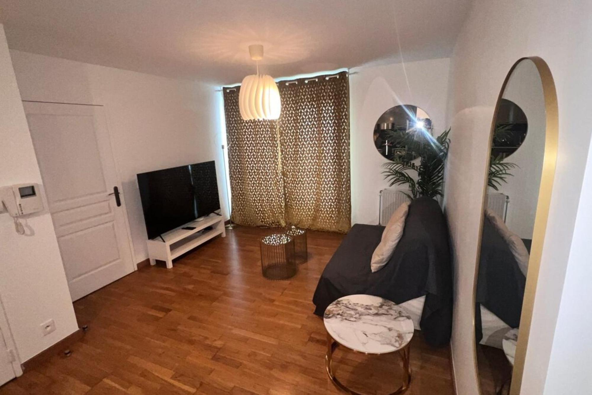Appartement R02 Luxueux Gare Disney Paris à Rosny-Sous-Bois Extérieur photo